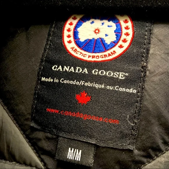 Canada Goose jacket - Picture 3 of 13